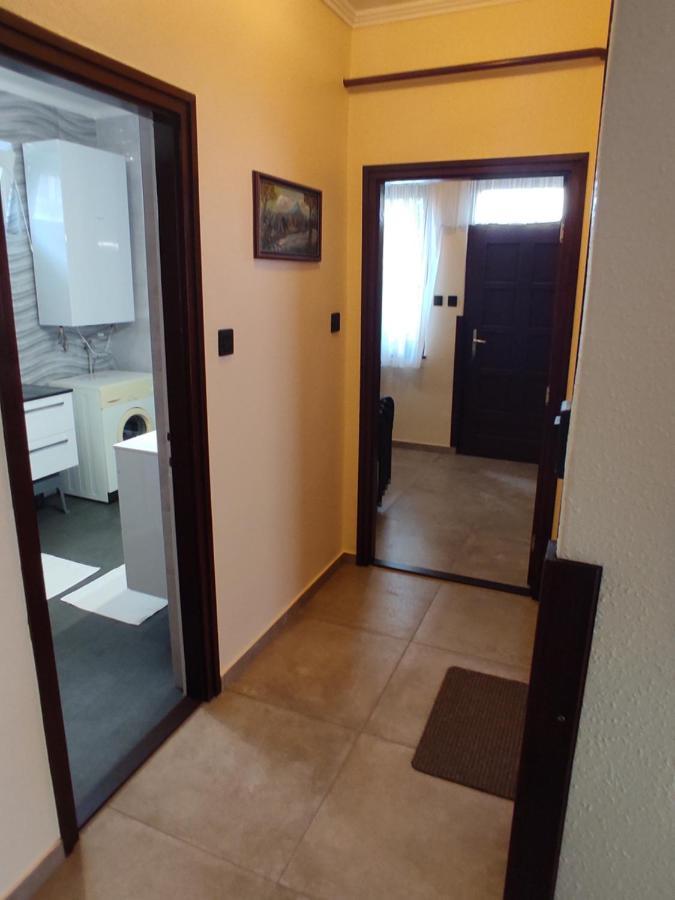 Arnika Vendeghaz Apartment Hajduszoboszlo Bagian luar foto