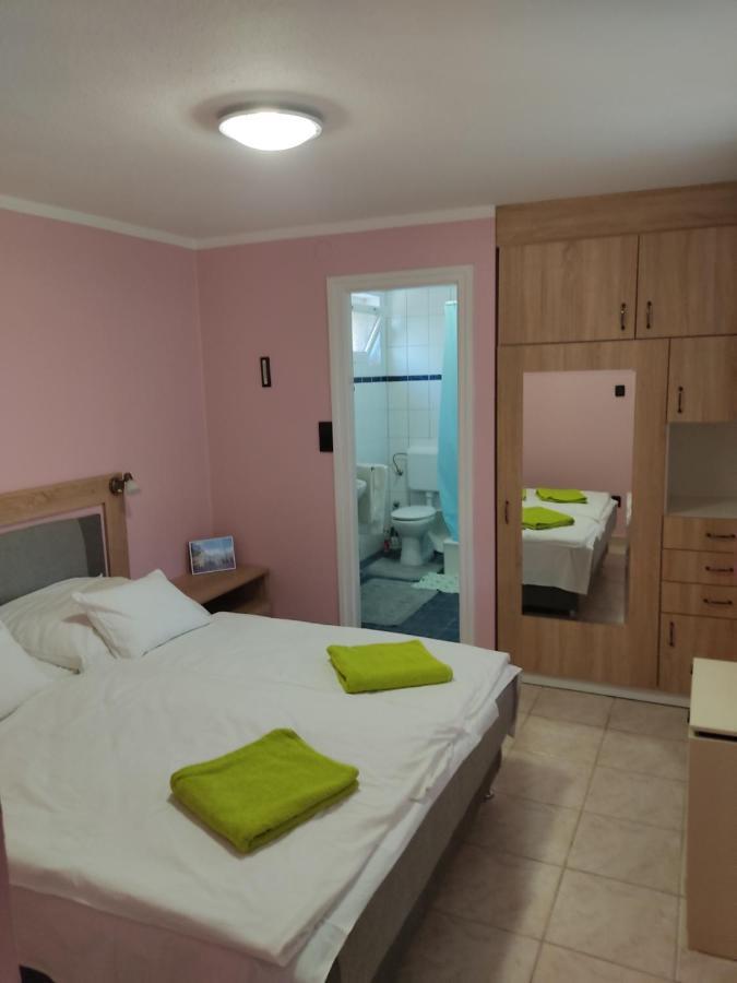 Arnika Vendeghaz Apartment Hajduszoboszlo Bagian luar foto