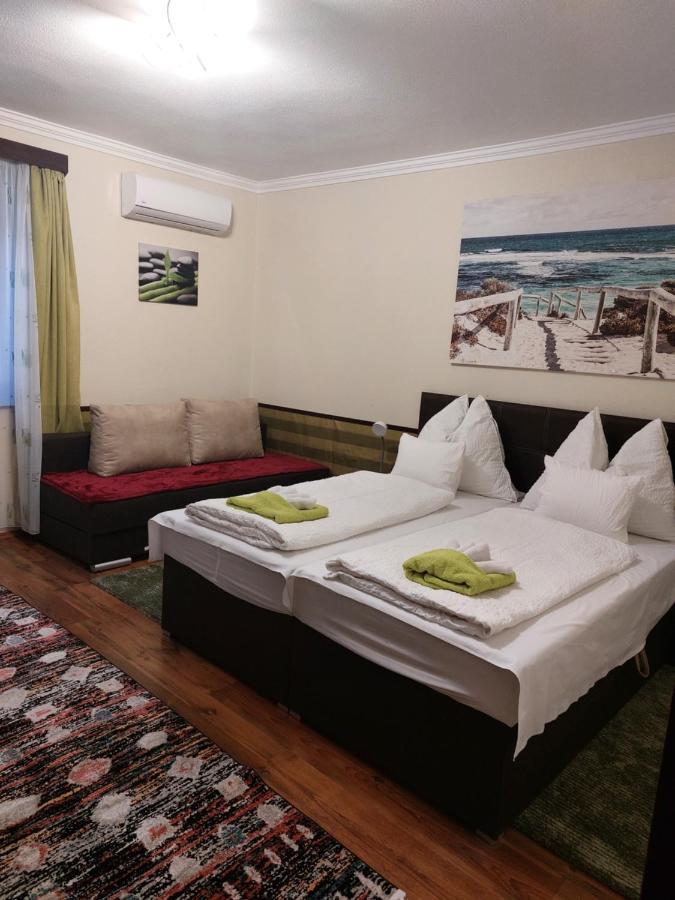 Arnika Vendeghaz Apartment Hajduszoboszlo Bagian luar foto