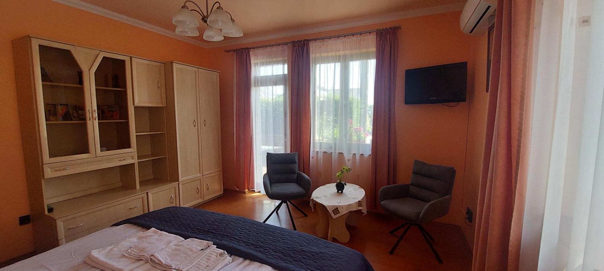 Arnika Vendeghaz Apartment Hajduszoboszlo Bagian luar foto